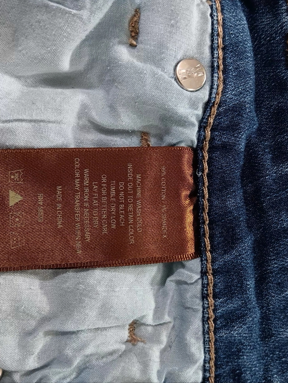Kut from the Kloth Womens Sz 2 Catherine Boyfriend Shorts Bermuda Jean Jorts - Picture 7 of 8